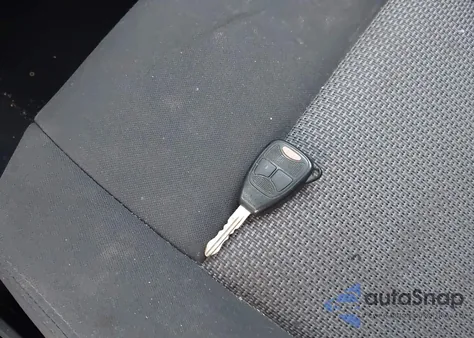 2010 Jeep Patriot Sport z USA, uszkodzony, nr VIN 1J4NF2GB5AD552895